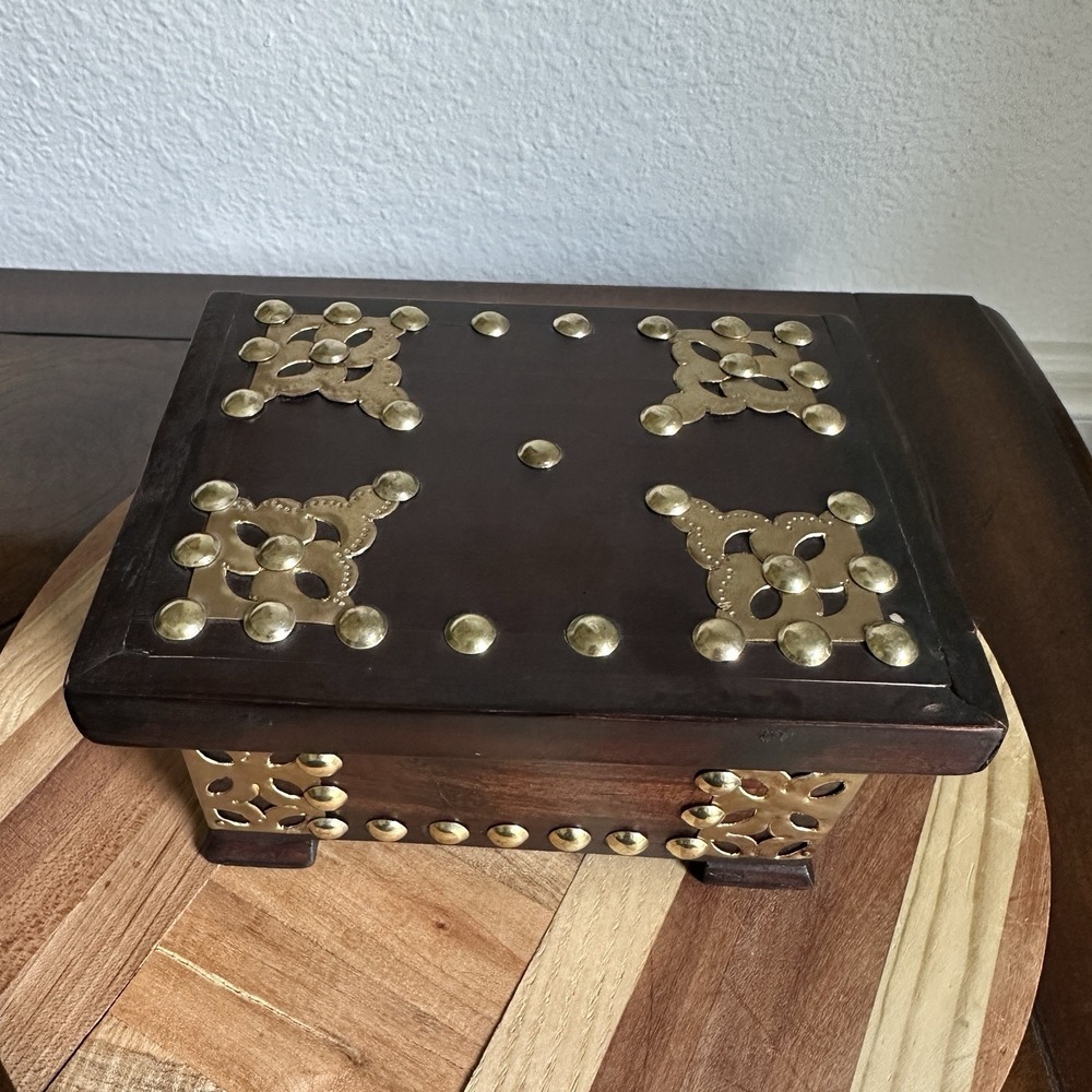 Vintage Keepsake Trinket Box 6x4.5 Inch Solid Wood Brass Accents Studs Ornate